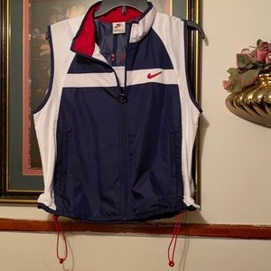 💥💥💥Nike Windbreaker